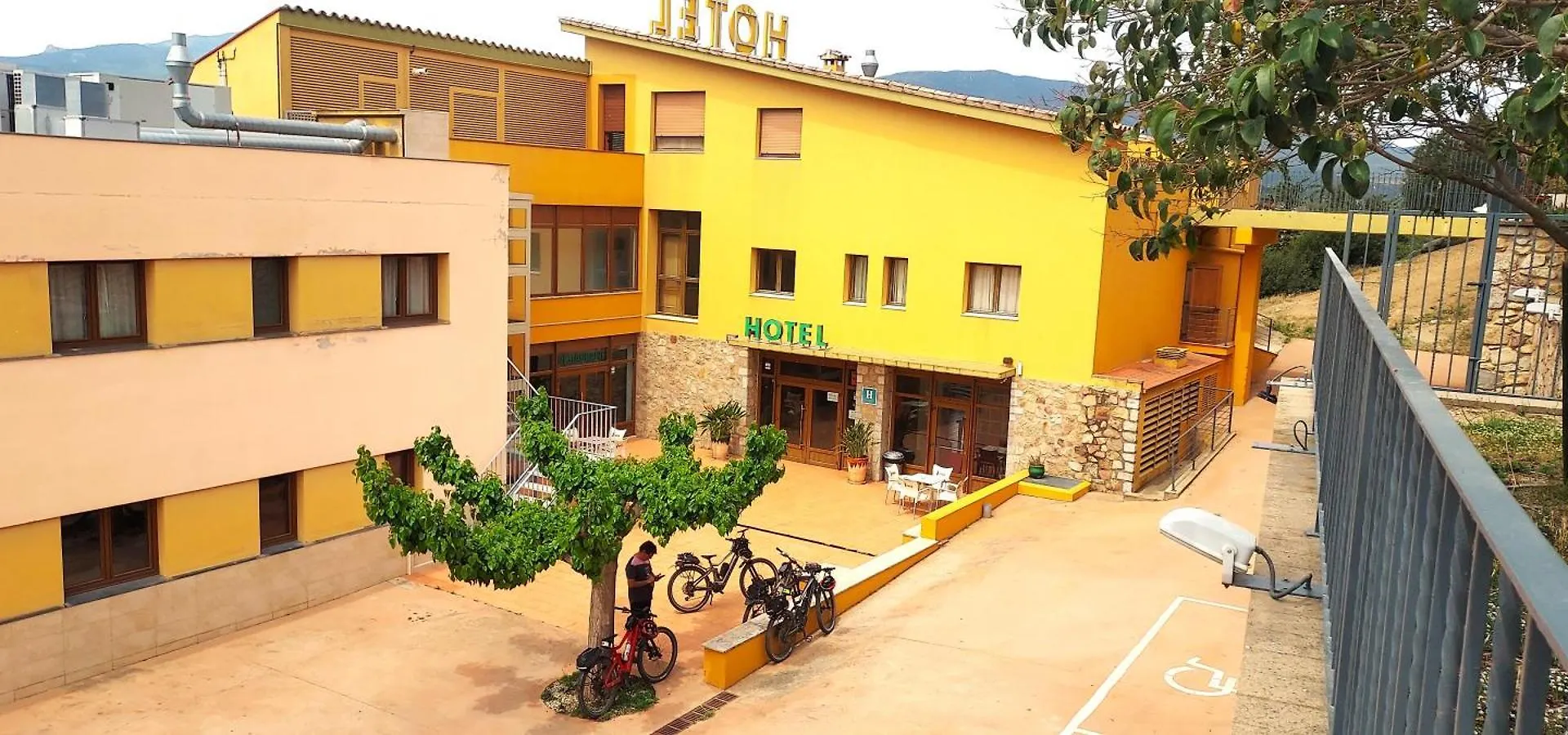 **  Hotel Font Del Pla La Jonquera Spanje