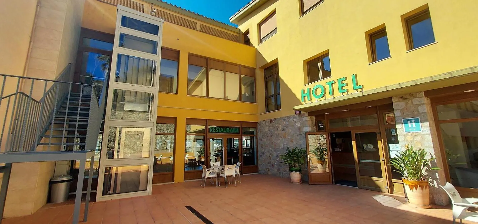 Hotel Font Del Pla La Jonquera