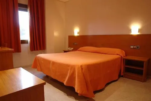 **  לה חונקרה Hotel Font Del Pla ספרד